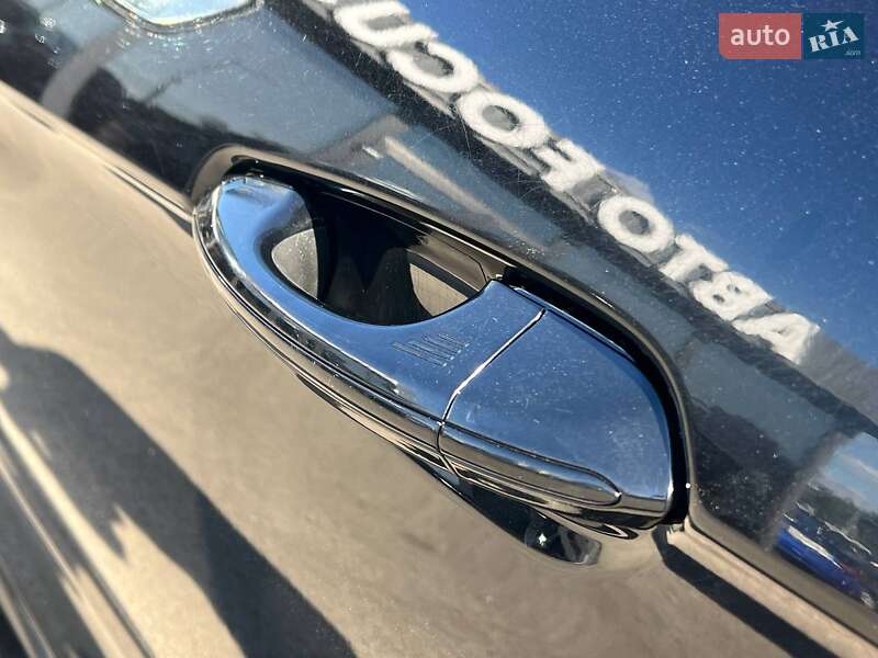 Позашляховик / Кросовер Ford Edge 2016 в Києві