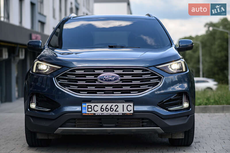 Внедорожник / Кроссовер Ford Edge 2018 в Новояворовске