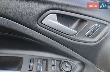 Внедорожник / Кроссовер Ford Edge 2013 в 