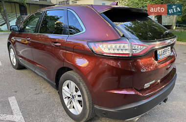 Внедорожник / Кроссовер Ford Edge 2015 в 