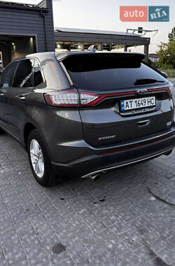Внедорожник / Кроссовер Ford Edge 2017 в 
