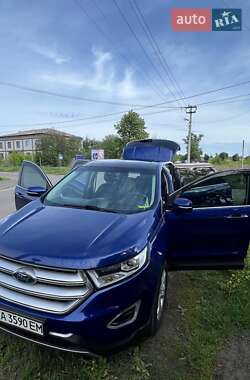 Позашляховик / Кросовер Ford Edge 2015 в 