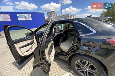 Внедорожник / Кроссовер Ford Edge 2015 в 
