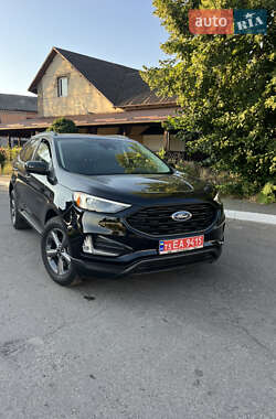 Позашляховик / Кросовер Ford Edge 2022 в 