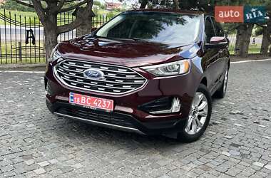 Позашляховик / Кросовер Ford Edge 2022 в 