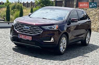 Позашляховик / Кросовер Ford Edge 2022 в 