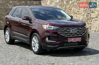 Позашляховик / Кросовер Ford Edge 2022 в 