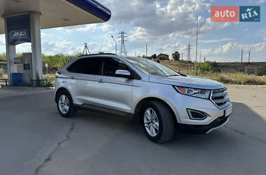 Внедорожник / Кроссовер Ford Edge 2017 в 