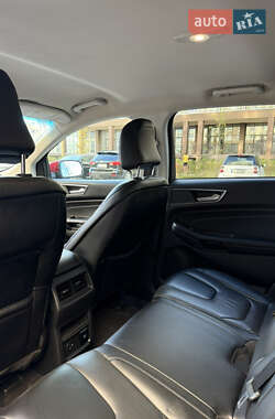 Внедорожник / Кроссовер Ford Edge 2022 в 