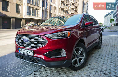 Позашляховик / Кросовер Ford Edge 2019 в 