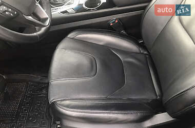 Внедорожник / Кроссовер Ford Edge 2017 в 