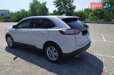 Внедорожник / Кроссовер Ford Edge 2015 в 