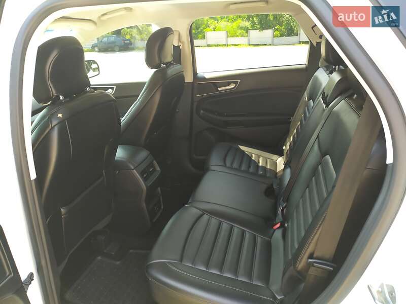 Позашляховик / Кросовер Ford Edge 2015 в Кривому Розі