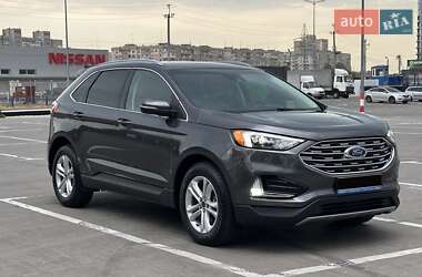 Внедорожник / Кроссовер Ford Edge 2020 в 
