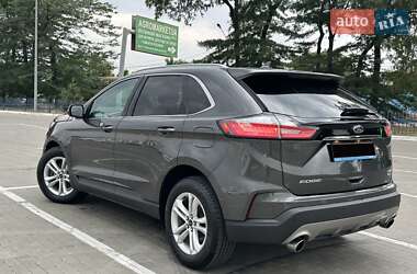 Внедорожник / Кроссовер Ford Edge 2020 в 