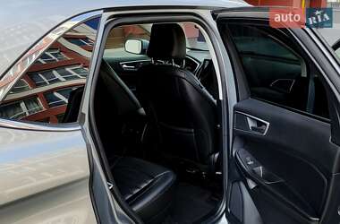 Внедорожник / Кроссовер Ford Edge 2021 в 
