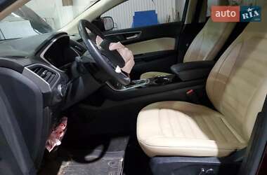 Позашляховик / Кросовер Ford Edge 2016 в 