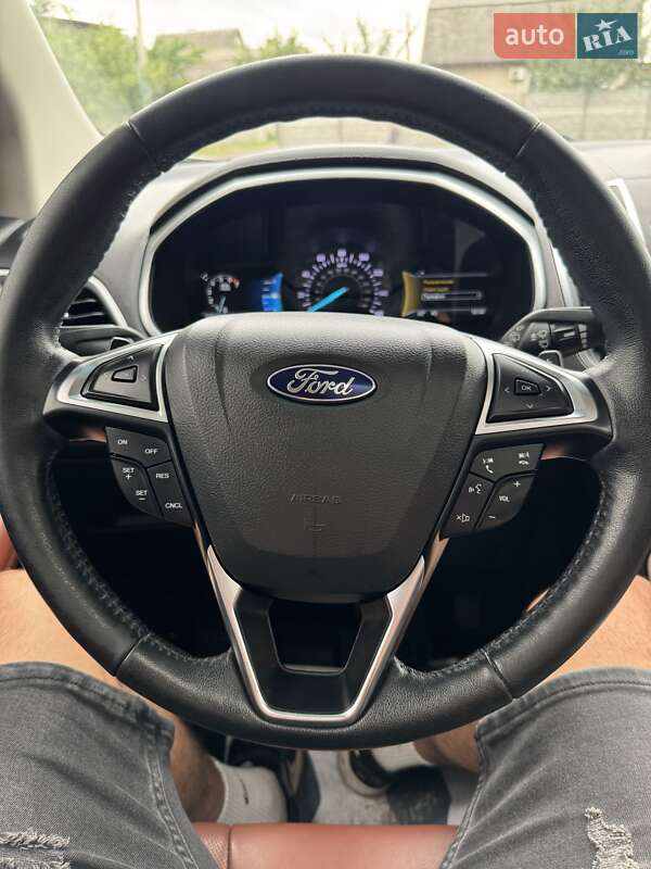 Позашляховик / Кросовер Ford Edge 2018 в Чернігові