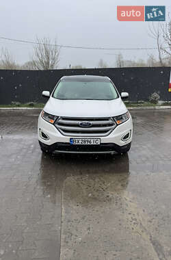 Позашляховик / Кросовер Ford Edge 2015 в 