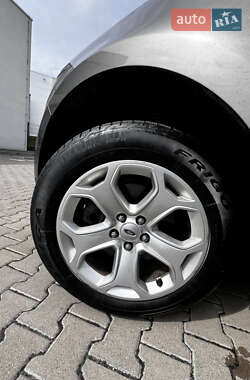 Внедорожник / Кроссовер Ford Edge 2013 в 