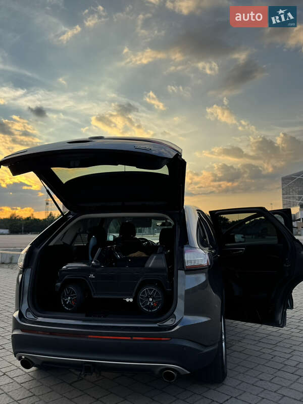 Внедорожник / Кроссовер Ford Edge 2015 в Львове