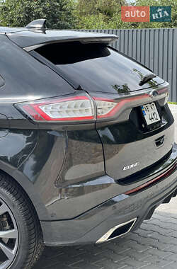 Внедорожник / Кроссовер Ford Edge 2015 в 