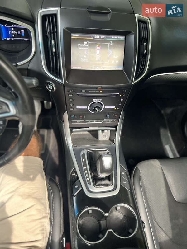 Позашляховик / Кросовер Ford Edge 2015 в Вінниці