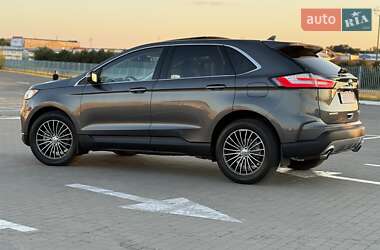 Внедорожник / Кроссовер Ford Edge 2020 в 