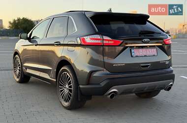 Внедорожник / Кроссовер Ford Edge 2020 в 