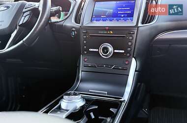 Внедорожник / Кроссовер Ford Edge 2020 в 
