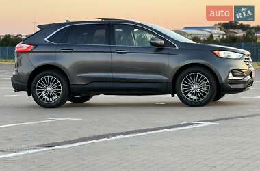Внедорожник / Кроссовер Ford Edge 2020 в 