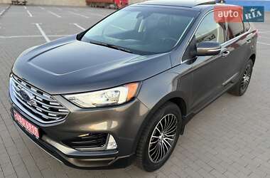 Внедорожник / Кроссовер Ford Edge 2020 в 