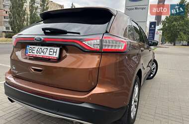 Внедорожник / Кроссовер Ford Edge 2016 в 