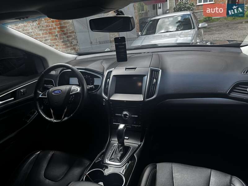 Внедорожник / Кроссовер Ford Edge 2018 в Ромнах