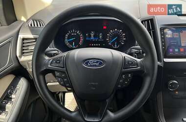 Внедорожник / Кроссовер Ford Edge 2018 в 