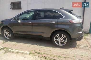 Внедорожник / Кроссовер Ford Edge 2015 в 