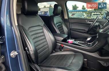 Внедорожник / Кроссовер Ford Edge 2018 в 