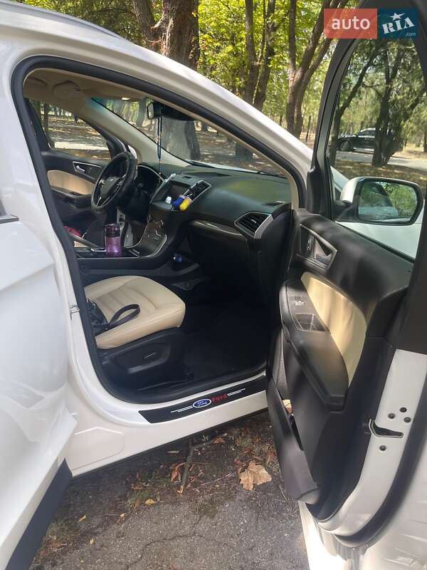 Внедорожник / Кроссовер Ford Edge 2020 в Никополе