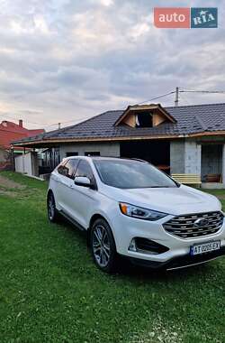 Внедорожник / Кроссовер Ford Edge 2019 в 