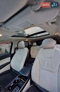 Внедорожник / Кроссовер Ford Edge 2019 в 