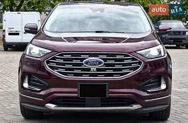 Внедорожник / Кроссовер Ford Edge 2019 в 