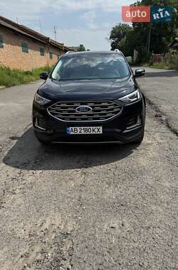 Внедорожник / Кроссовер Ford Edge 2019 в 