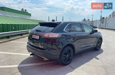 Внедорожник / Кроссовер Ford Edge 2018 в 