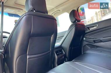 Внедорожник / Кроссовер Ford Edge 2018 в 