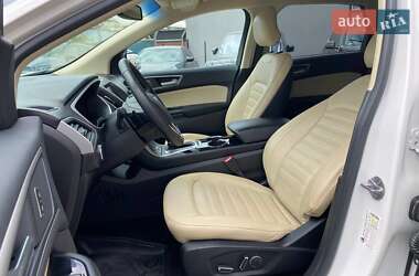 Внедорожник / Кроссовер Ford Edge 2016 в 