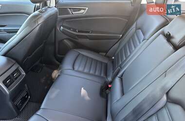 Позашляховик / Кросовер Ford Edge 2020 в 
