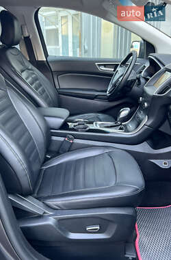 Внедорожник / Кроссовер Ford Edge 2017 в 