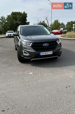 Внедорожник / Кроссовер Ford Edge 2018 в 