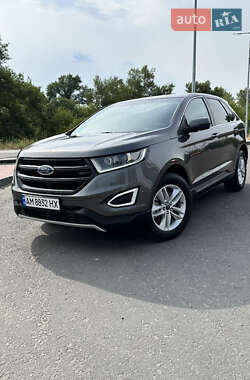 Внедорожник / Кроссовер Ford Edge 2018 в 
