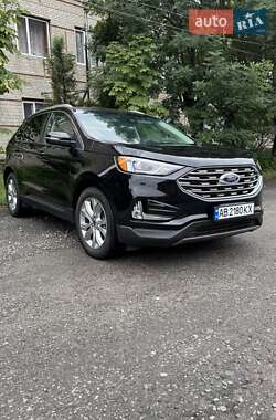 Внедорожник / Кроссовер Ford Edge 2019 в 